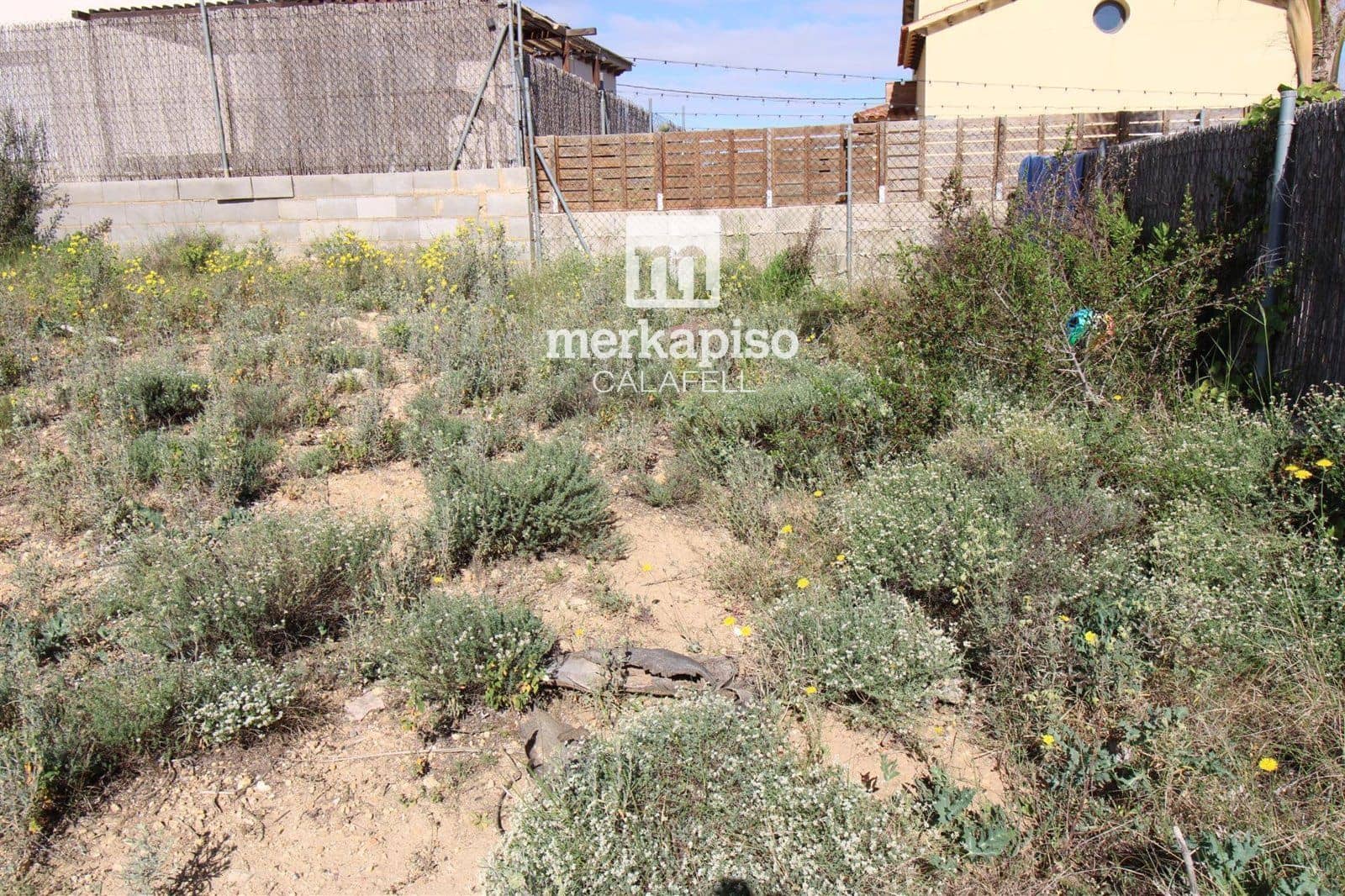 Tontti myytävänä paikassa La Bisbal del Penedes - 44 000 € (Ref: 9523448)