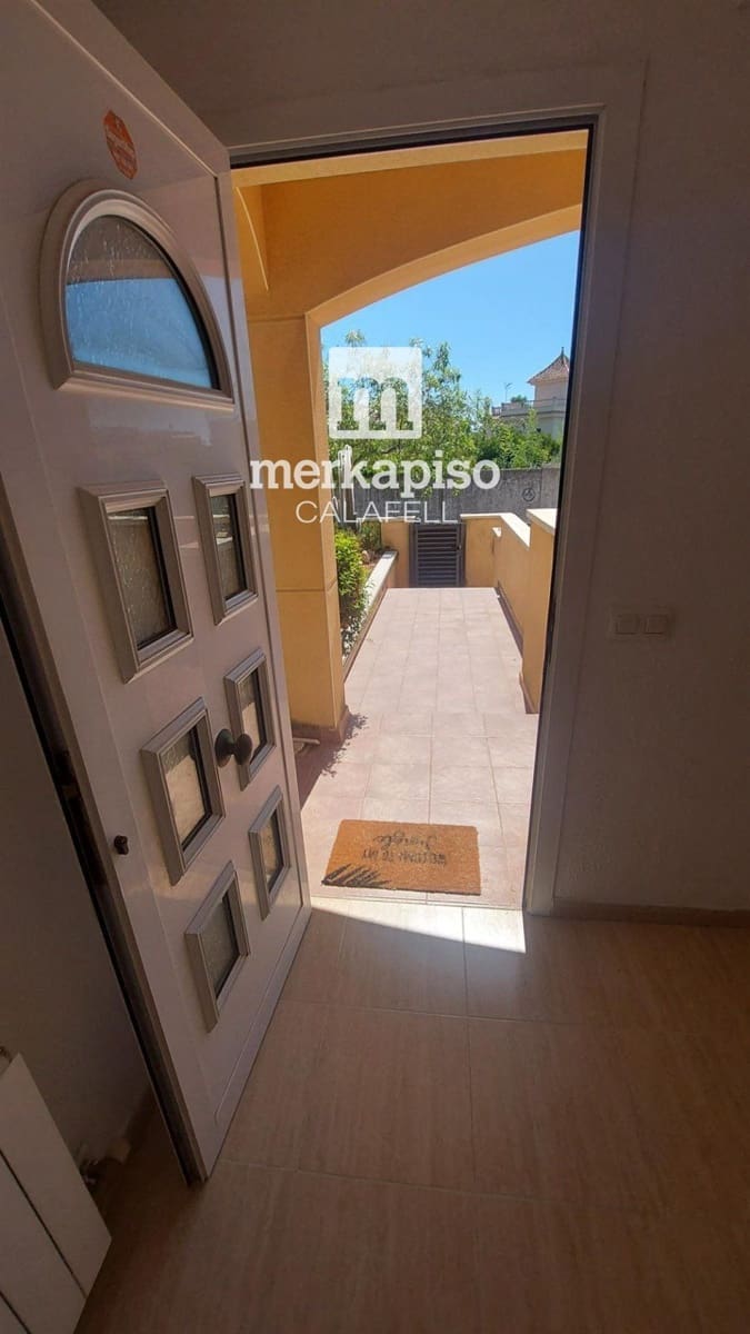 4 quarto Casa em Banda para venda em Segur de Calafell com piscina - 340 000 € (Ref: 9523451)