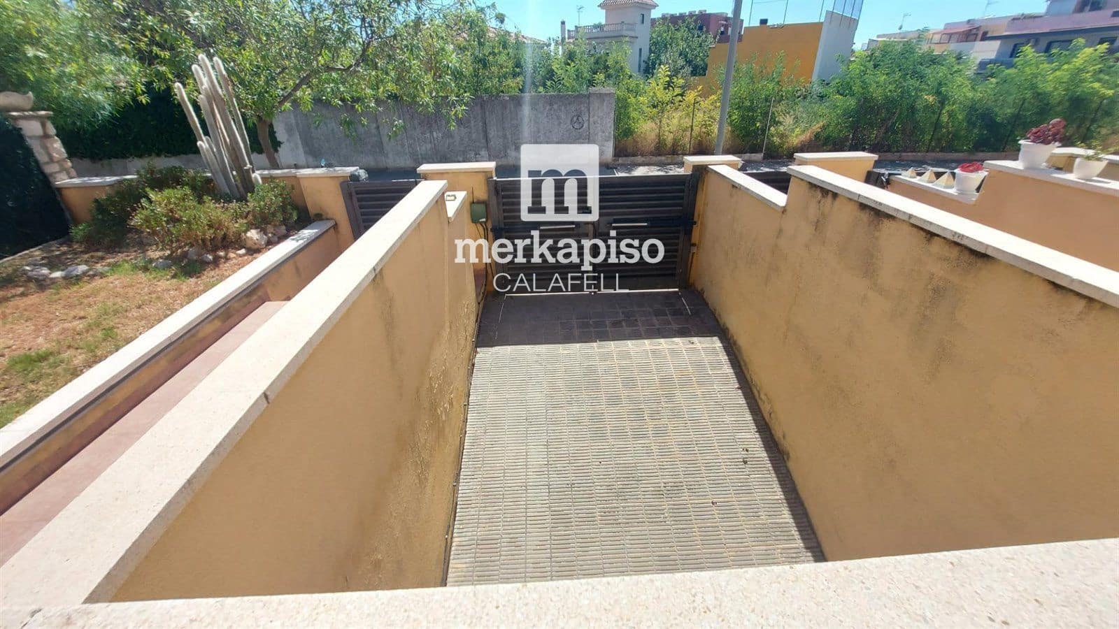 4 quarto Casa em Banda para venda em Segur de Calafell com piscina - 340 000 € (Ref: 9523451)