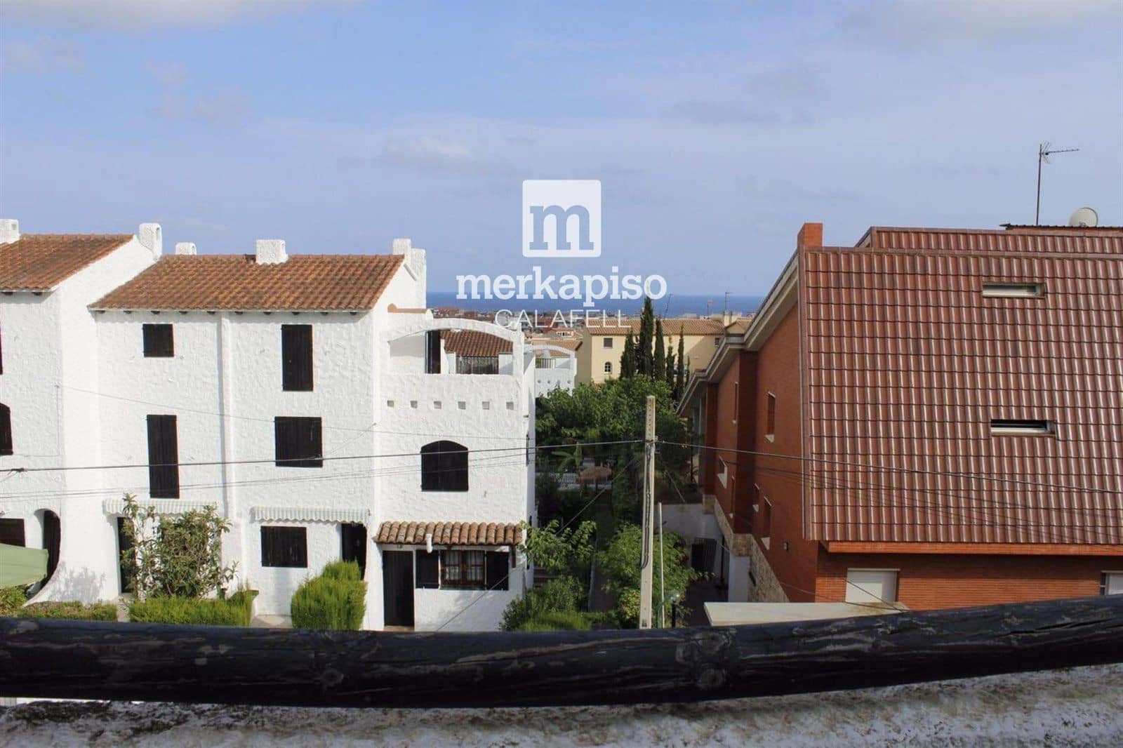 Chalet de 3 habitaciones en Torredembarra en venta con piscina garaje - 250.000 € (Ref: 9523458)