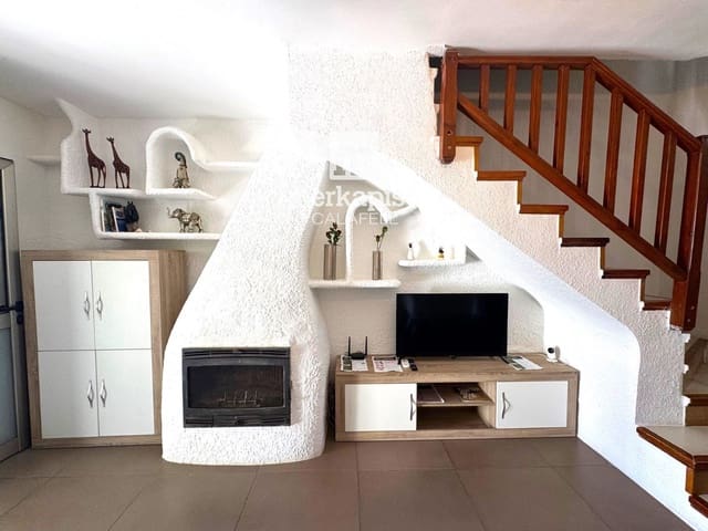 Casa de 3 habitaciones en Torredembarra en venta con piscina garaje - 250.000 € (Ref: 9523458)