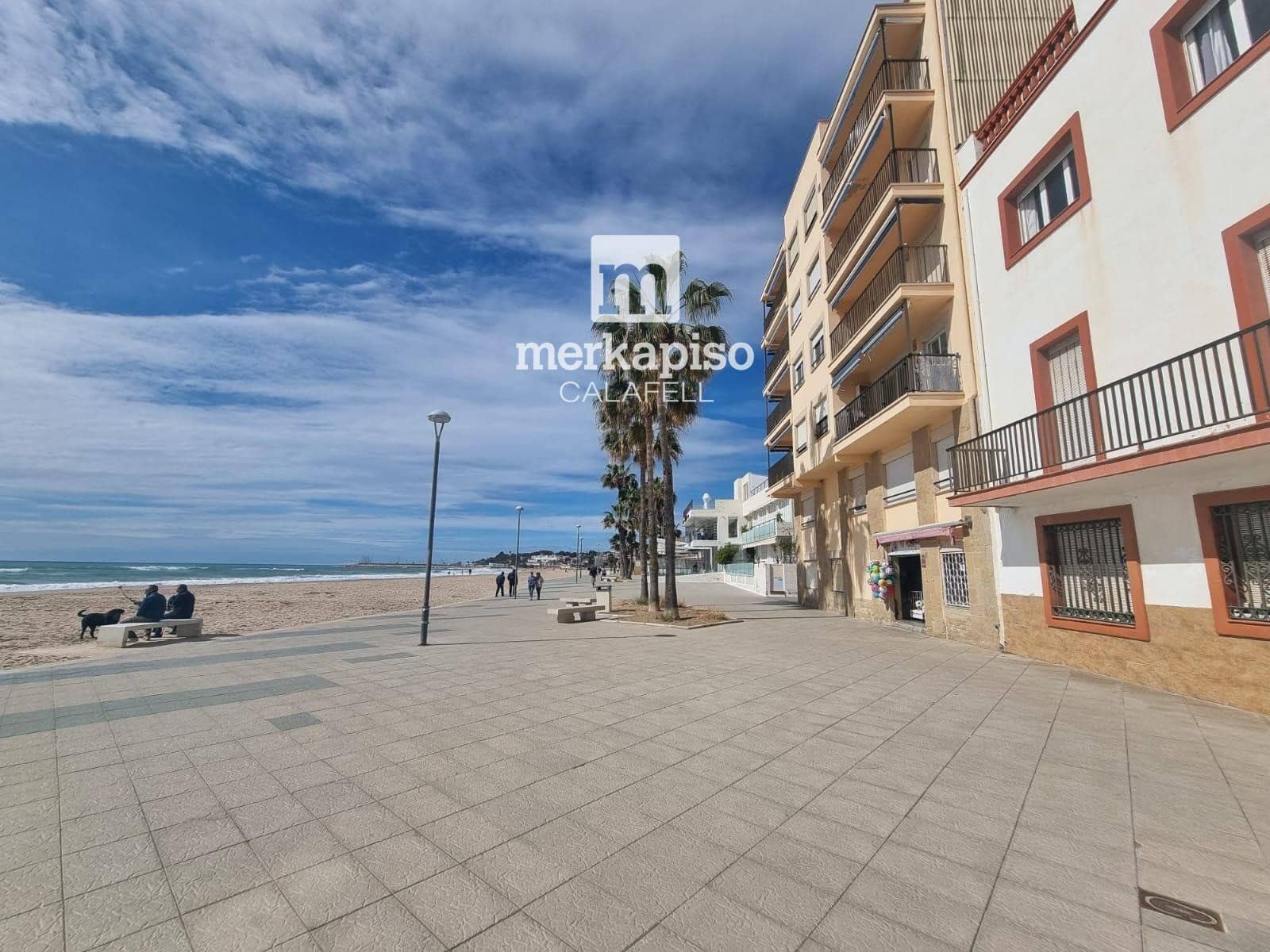 Local Commercial à vendre à Torredembarra - 230 000 € (Ref: 9523461)