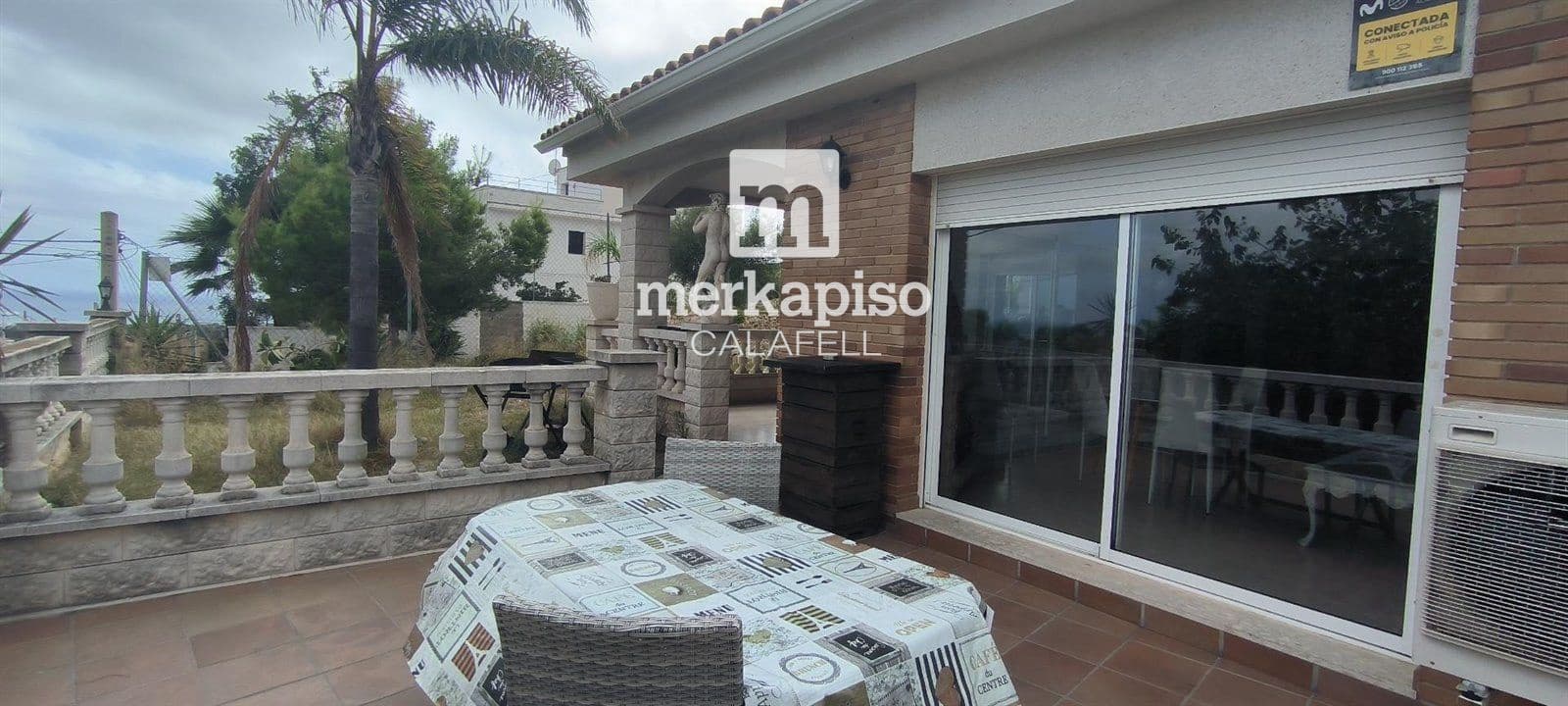 5 soverom Villa til salgs i Segur de Calafell med svømmebasseng garasje - € 475 000 (Ref: 9525322)