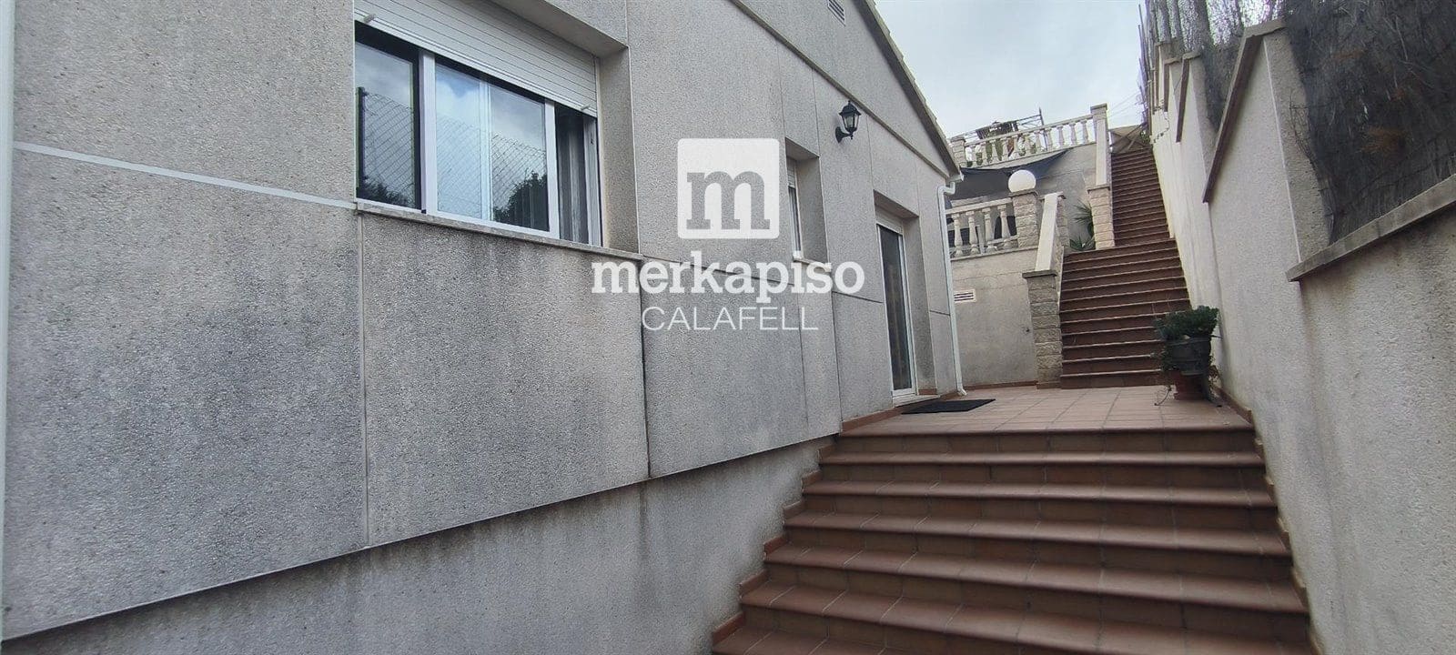 5 soverom Villa til salgs i Segur de Calafell med svømmebasseng garasje - € 475 000 (Ref: 9525322)