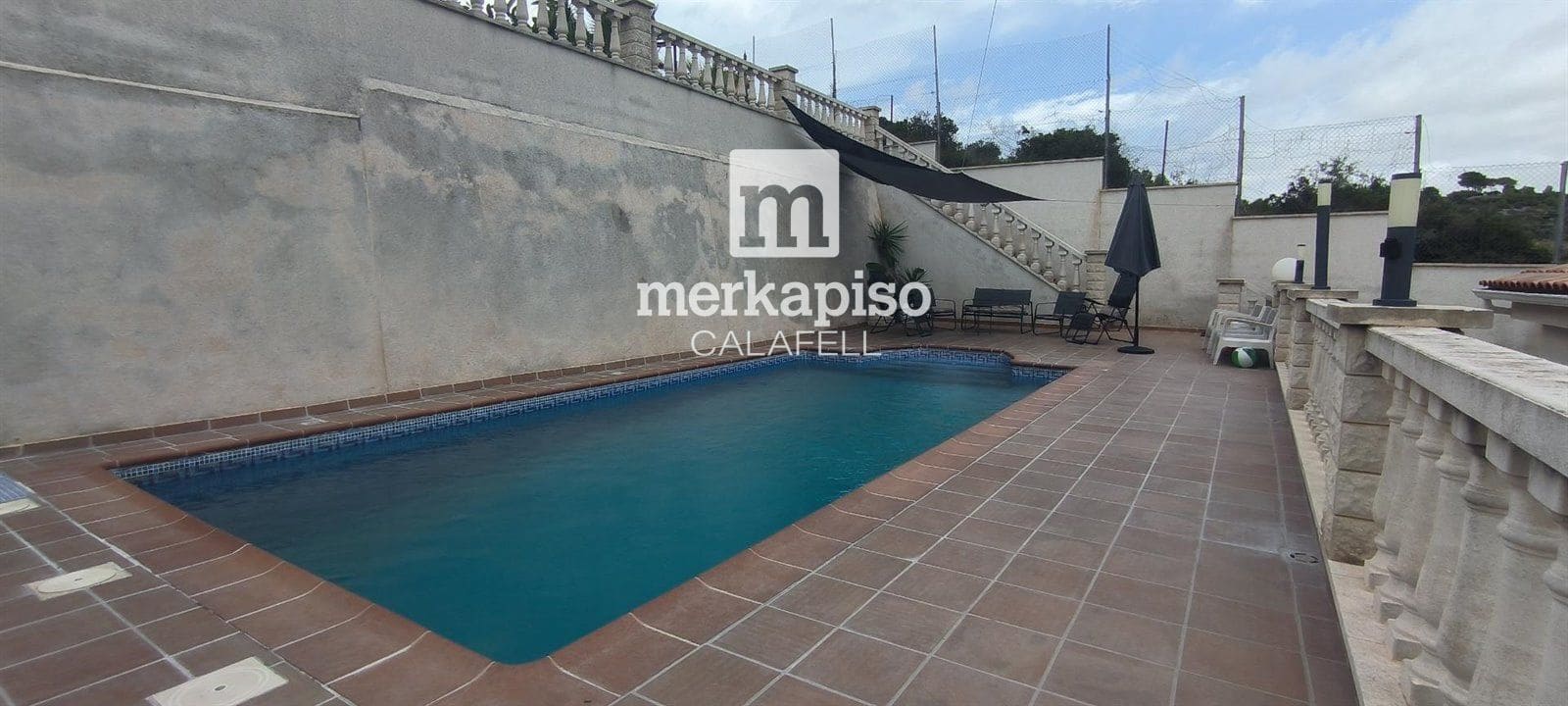 5 soverom Villa til salgs i Segur de Calafell med svømmebasseng garasje - € 475 000 (Ref: 9525322)