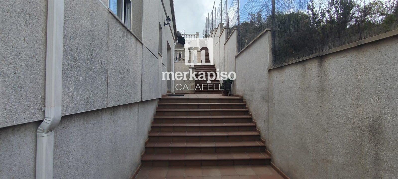 5 soverom Villa til salgs i Segur de Calafell med svømmebasseng garasje - € 475 000 (Ref: 9525322)