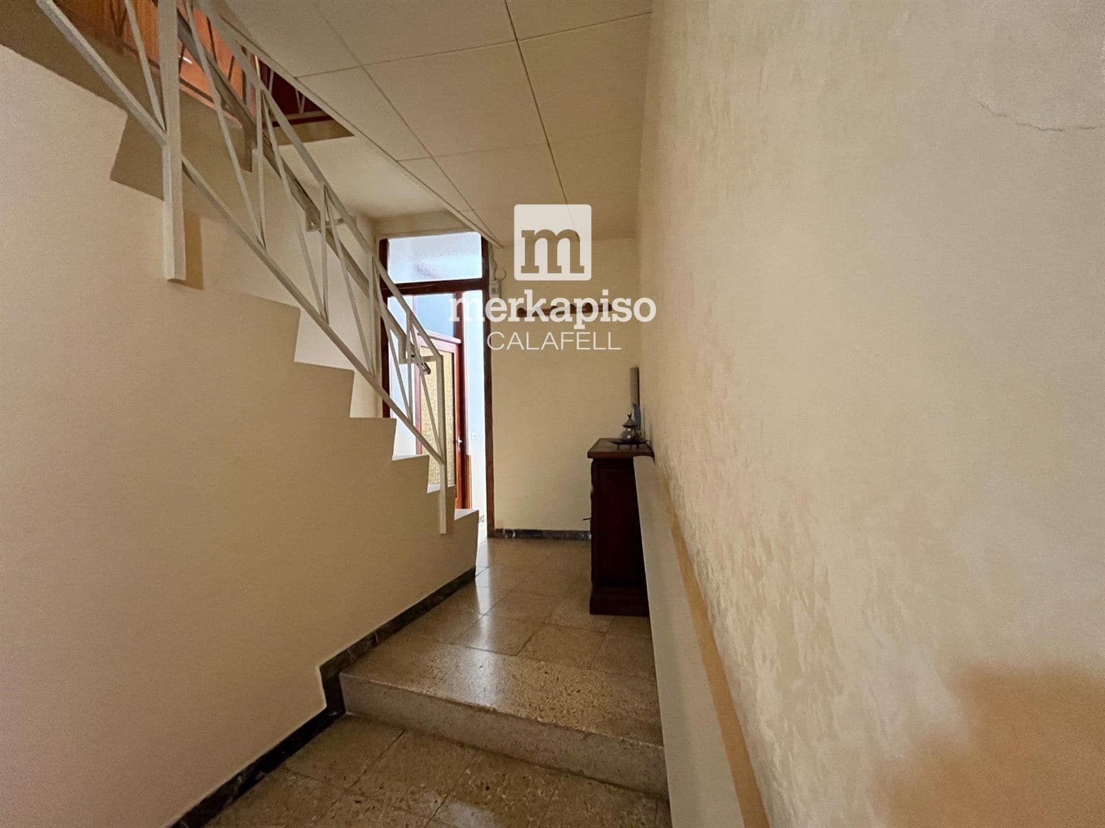 6 soveværelse Villa til salg i Sant Sadurni d'Anoia med garage - € 300.000 (Ref: 9525323)