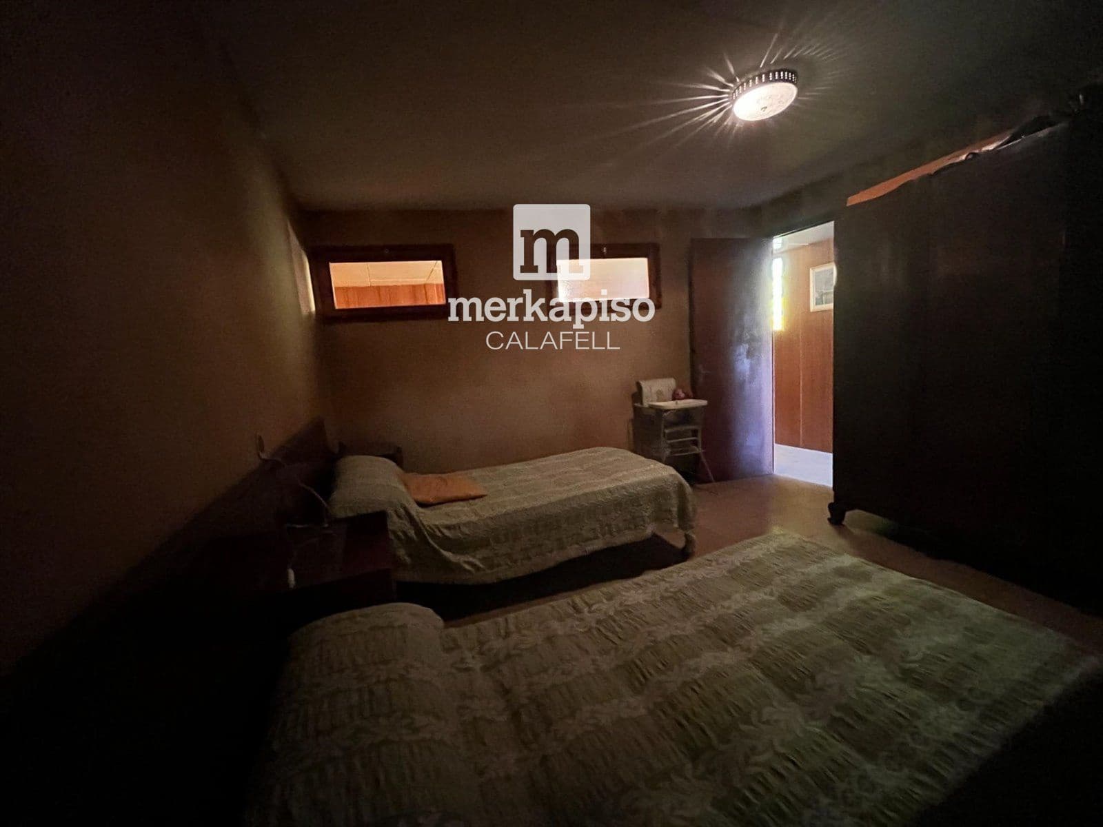 6 soveværelse Villa til salg i Sant Sadurni d'Anoia med garage - € 300.000 (Ref: 9525323)