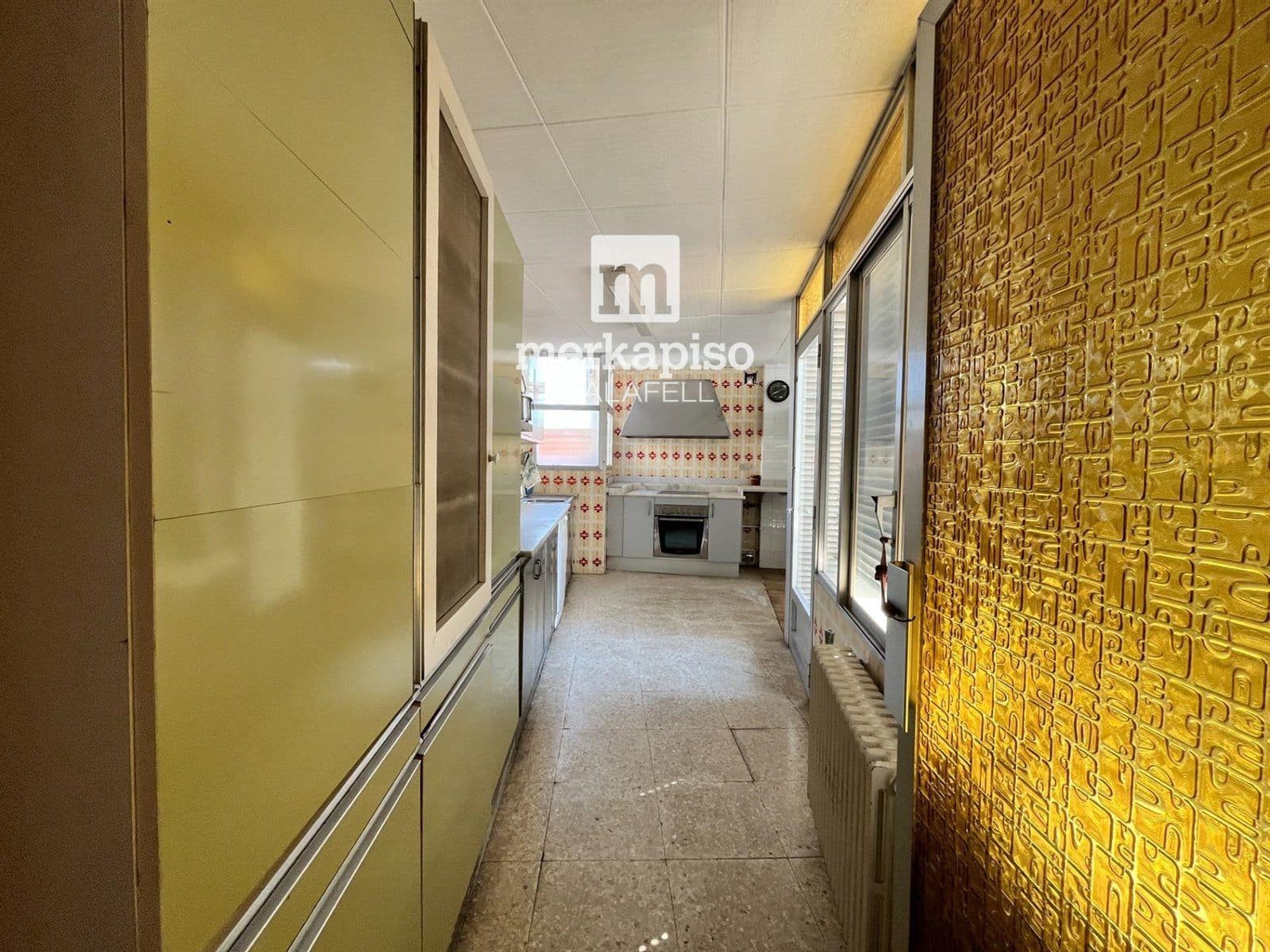 6 soveværelse Villa til salg i Sant Sadurni d'Anoia med garage - € 300.000 (Ref: 9525323)