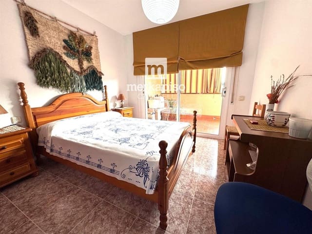 3 makuuhuone Kattohuoneisto myytävänä paikassa La Pobla de Montornès mukana 
autotalli - 179 000 € (Ref: 9525324)