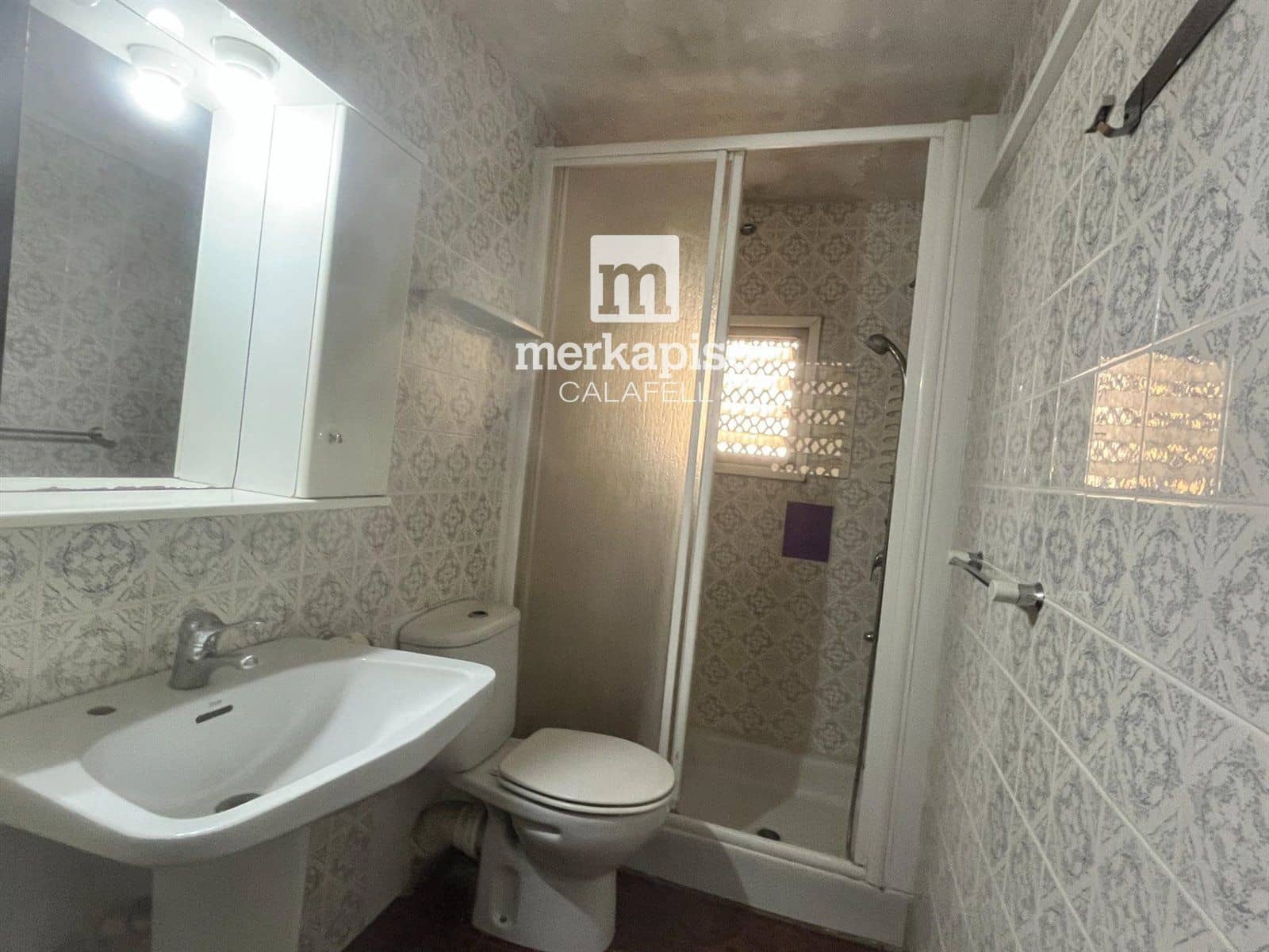 5 soveværelse Byhus til salg i El Vendrell - € 219.000 (Ref: 9525331)