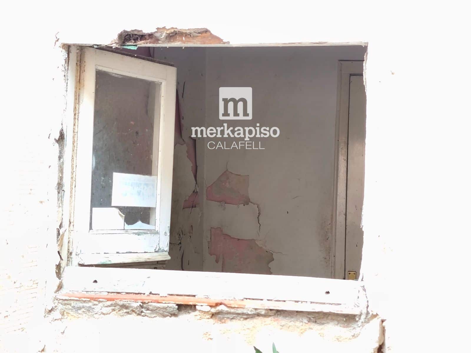 4 slaapkamer Villa te koop in El Vendrell - € 126.000 (Ref: 9535014)