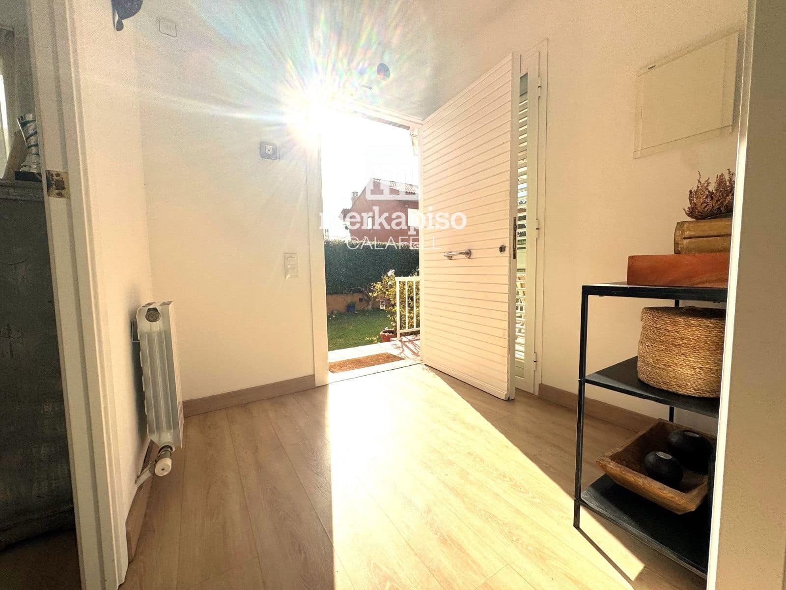 Casa em Banda para venda em Altafulla com garagem - 670 000 € (Ref: 9535016)