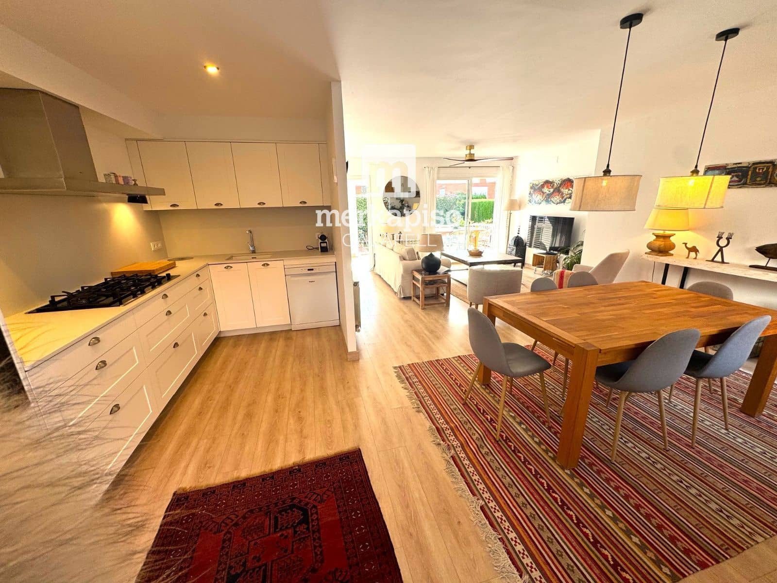 Casa em Banda para venda em Altafulla com garagem - 670 000 € (Ref: 9535016)