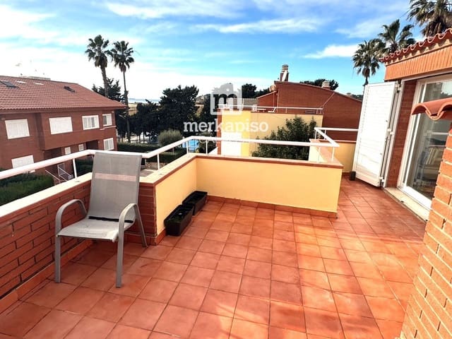 Casa em Banda para venda em Altafulla com garagem - 670 000 € (Ref: 9535016)