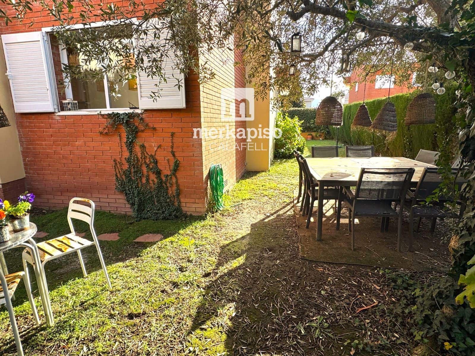 Casa em Banda para venda em Altafulla com garagem - 670 000 € (Ref: 9535016)