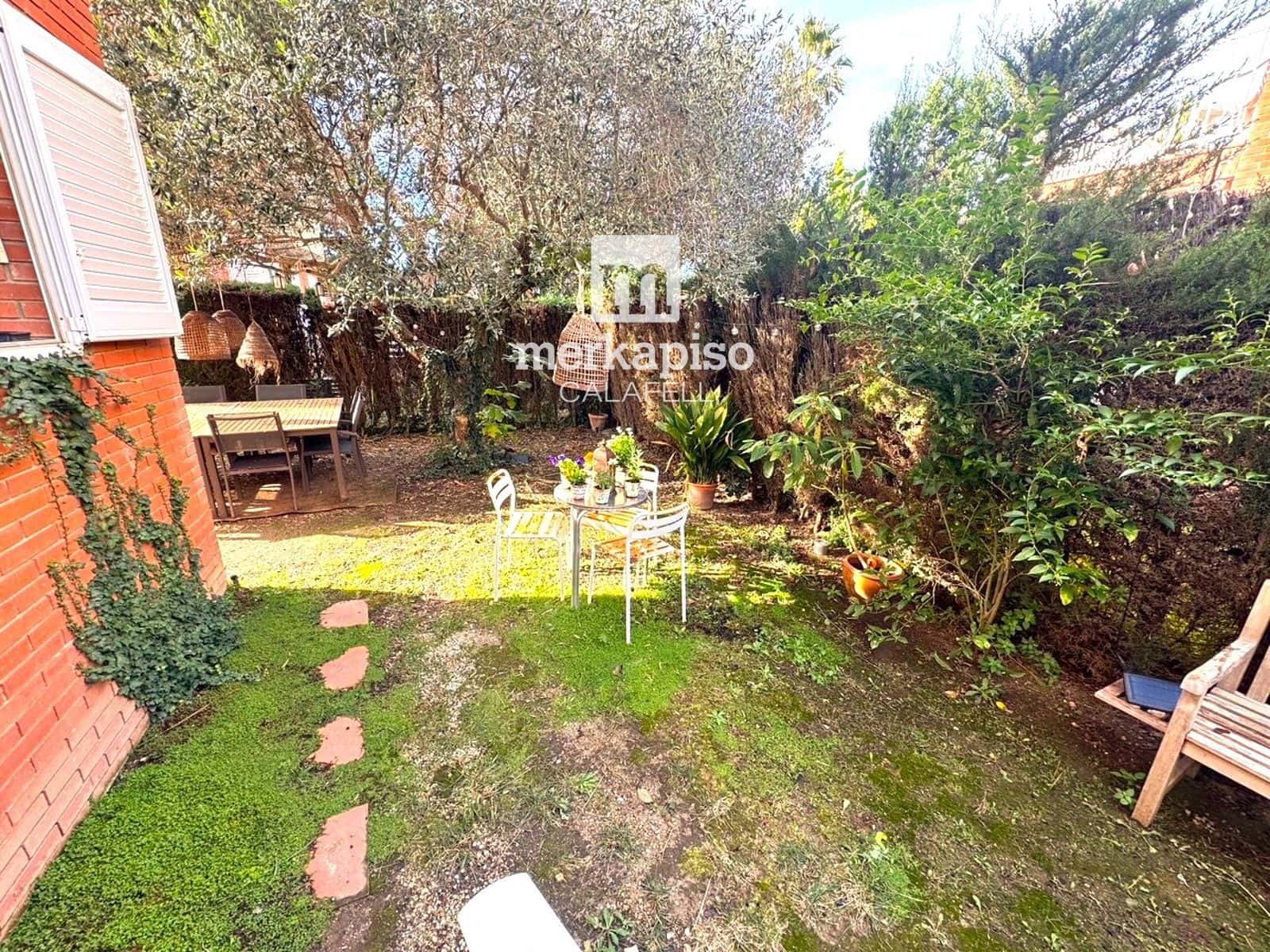 Casa em Banda para venda em Altafulla com garagem - 670 000 € (Ref: 9535016)