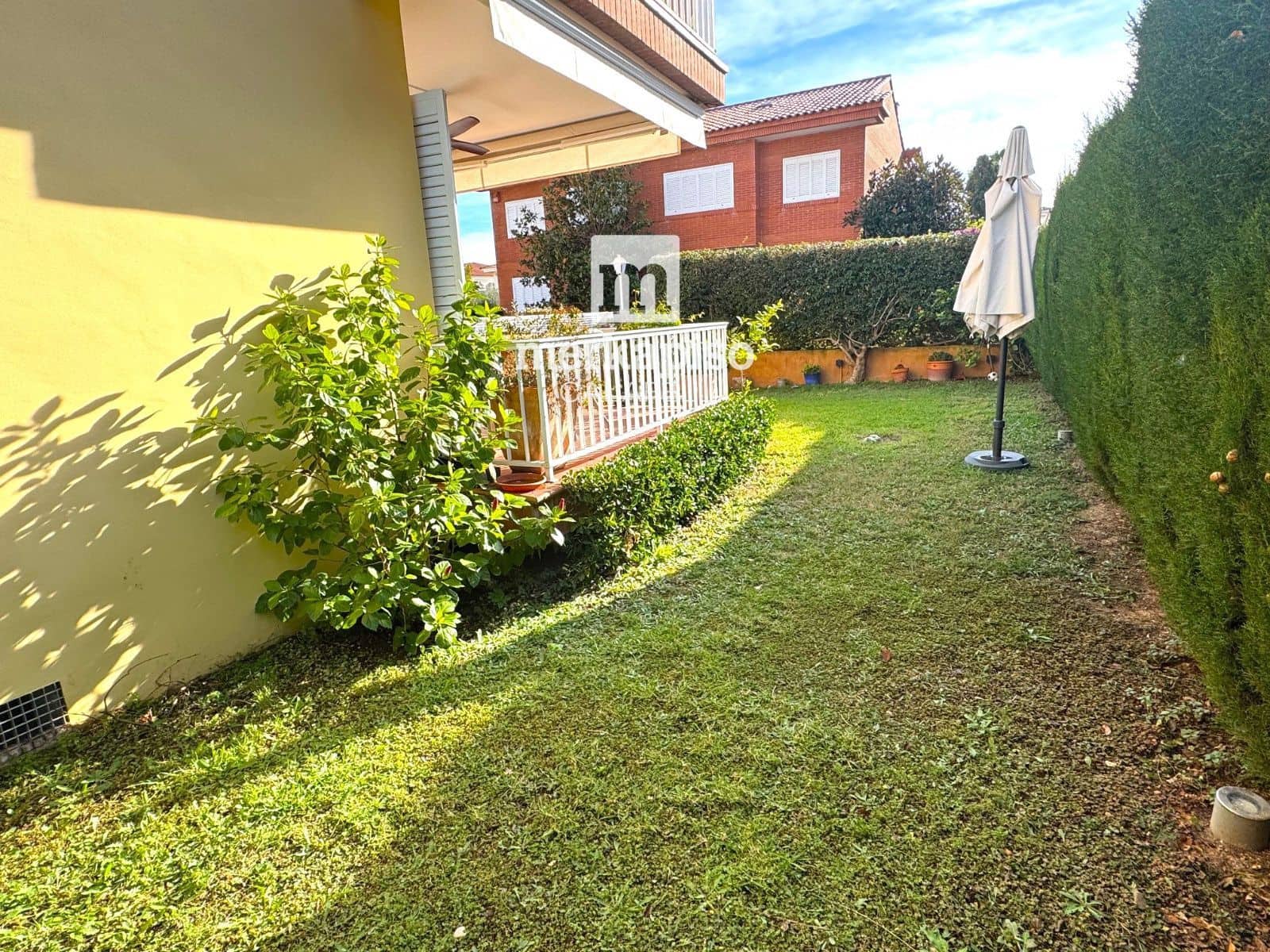Casa em Banda para venda em Altafulla com garagem - 670 000 € (Ref: 9535016)