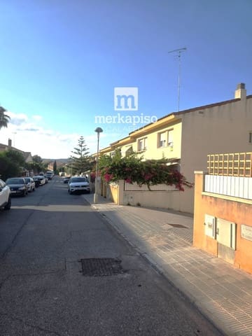 2 soverom Hus til salgs i La Riera de Gaià med svømmebasseng garasje - € 280 000 (Ref: 9535017)