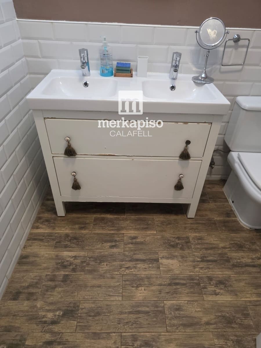 2 soverom Hus til salgs i La Riera de Gaia med svømmebasseng garasje - € 280 000 (Ref: 9535017)