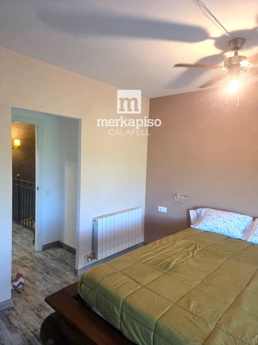 2 soverom Hus til salgs i La Riera de Gaia med svømmebasseng garasje - € 280 000 (Ref: 9535017)