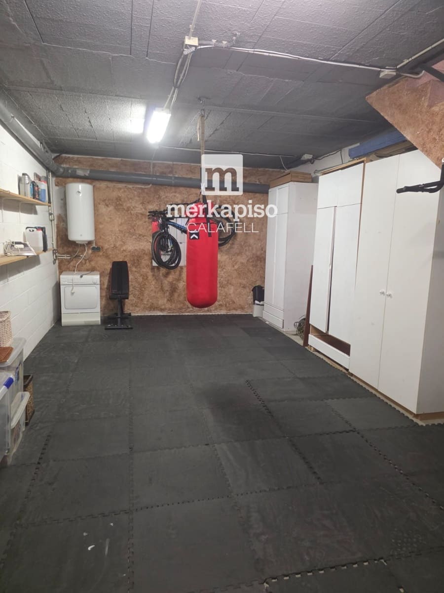 2 soverom Hus til salgs i La Riera de Gaia med svømmebasseng garasje - € 280 000 (Ref: 9535017)