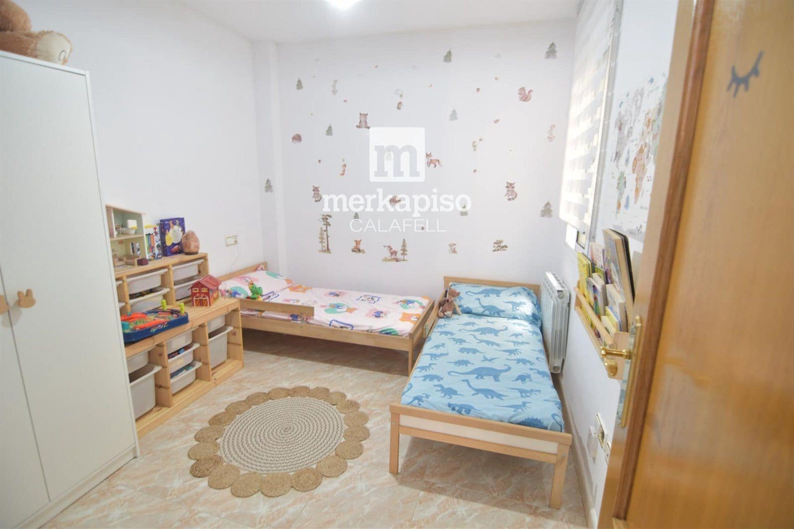 3 bedroom Flat for sale in El Vendrell with pool - € 231,864 (Ref: 9535026)