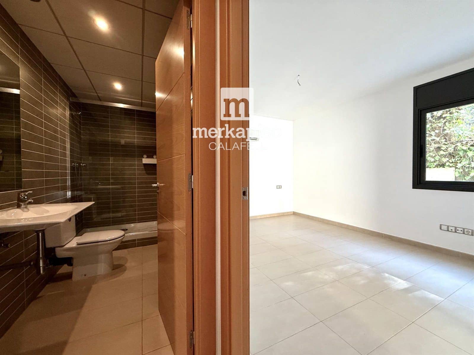 5 bedroom Villa for sale in El Vendrell with pool garage - € 430,000 (Ref: 9535037)