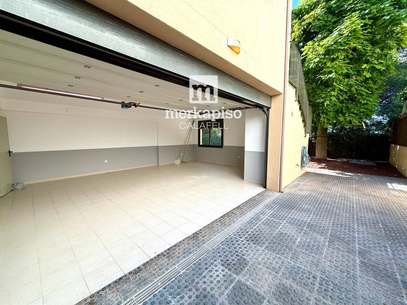 5 bedroom Villa for sale in El Vendrell with pool garage - € 430,000 (Ref: 9535037)