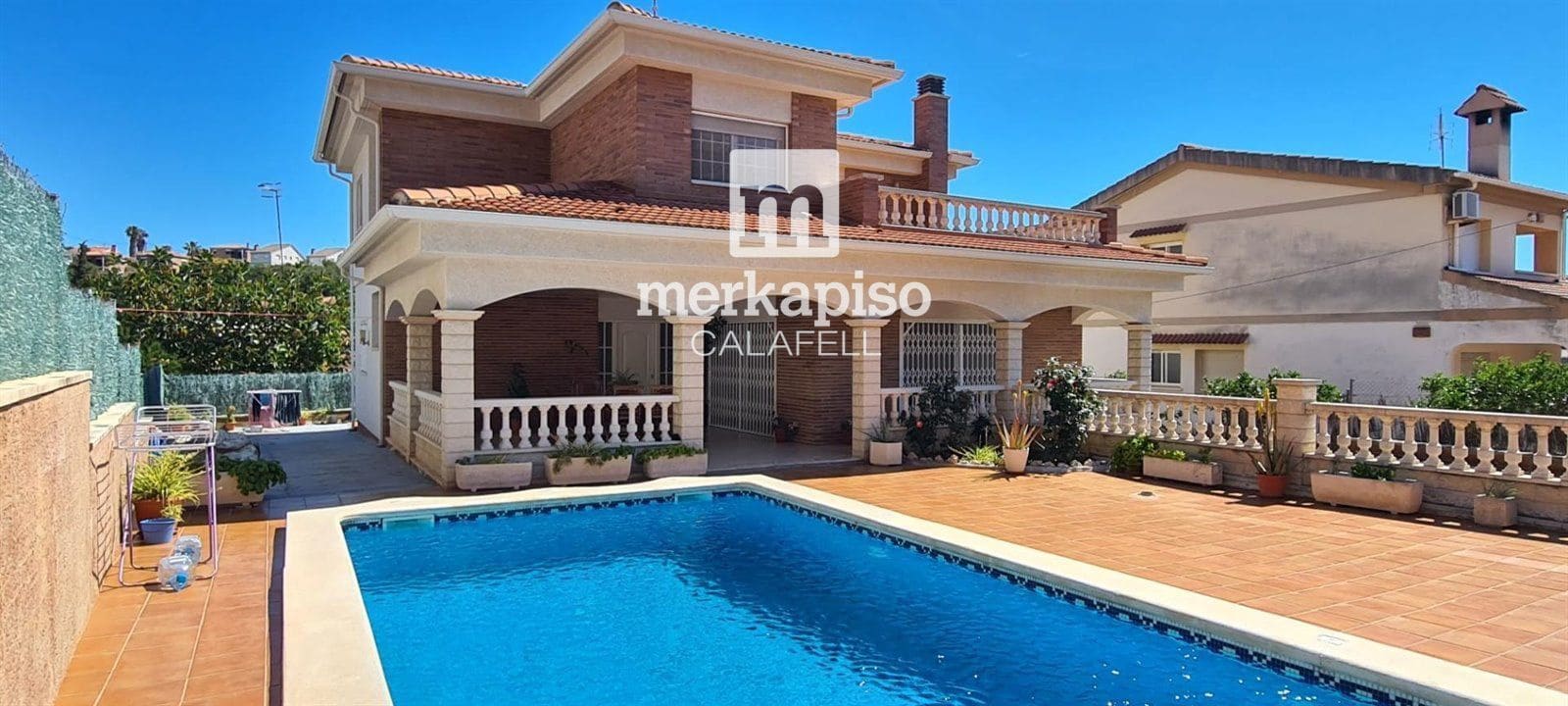 6 soveværelse Villa til salg i Segur de Calafell med swimmingpool - € 490.000 (Ref: 9535187)