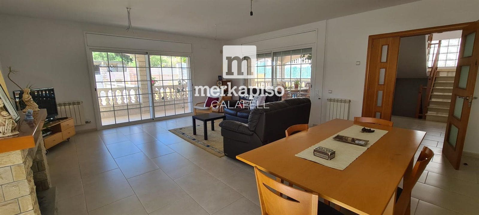 6 soveværelse Villa til salg i Segur de Calafell med swimmingpool - € 490.000 (Ref: 9535187)