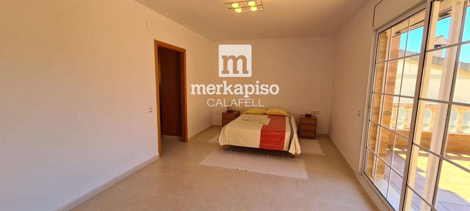 6 soveværelse Villa til salg i Segur de Calafell med swimmingpool - € 490.000 (Ref: 9535187)