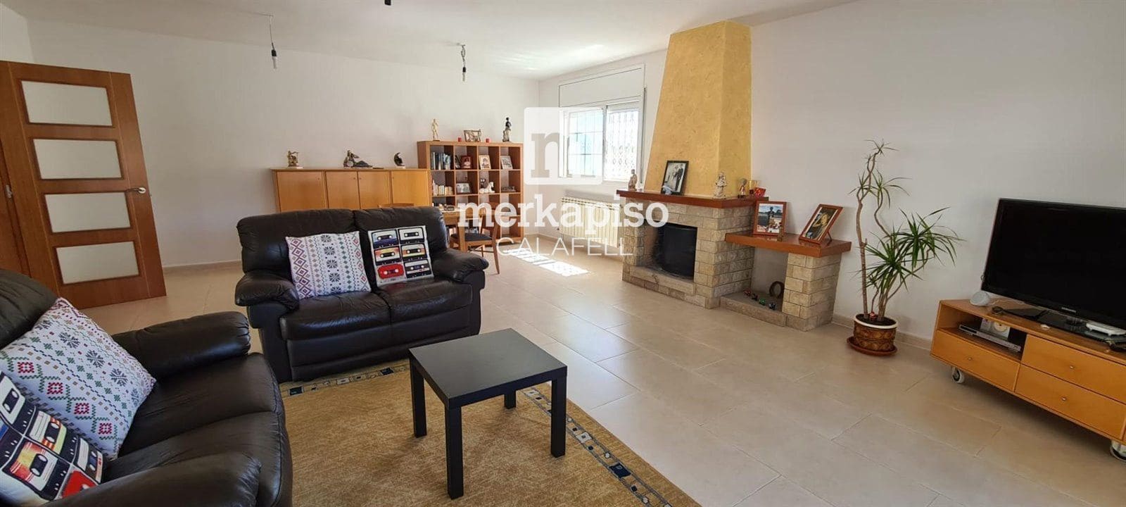 6 soveværelse Villa til salg i Segur de Calafell med swimmingpool - € 490.000 (Ref: 9535187)