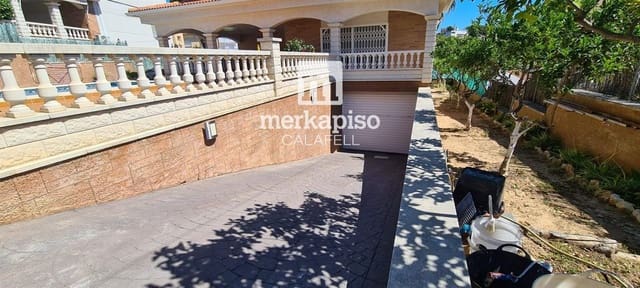 6 soveværelse Villa til salg i Segur de Calafell, Calafell med swimmingpool - € 490.000 (Ref: 9535187)