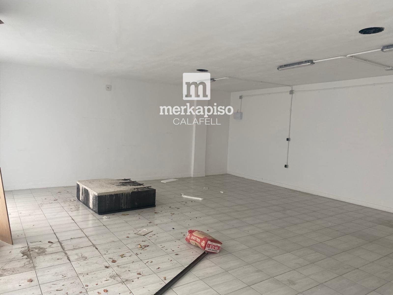 Komercyjne na sprzedaż w El Vendrell - 189 000 € (Ref: 9535283)