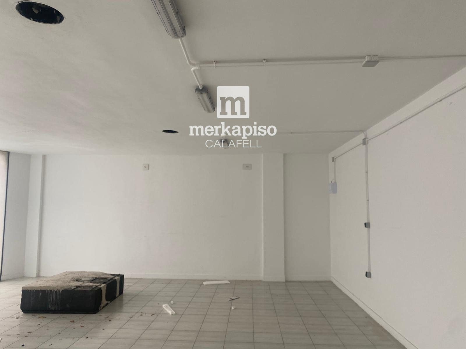 Komercyjne na sprzedaż w El Vendrell - 189 000 € (Ref: 9535283)