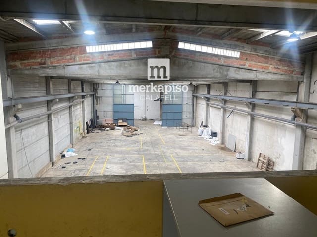 Komercyjne na sprzedaż w El Vendrell - 189 000 € (Ref: 9535283)