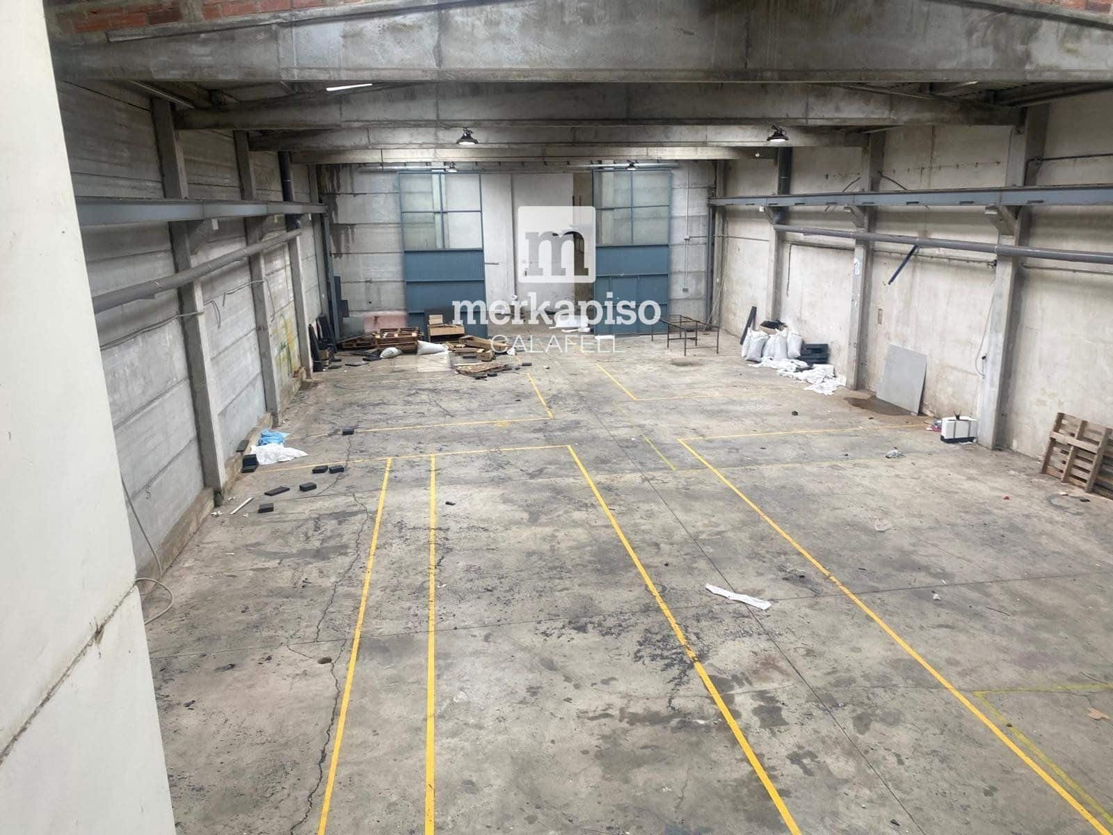 Komercyjne na sprzedaż w El Vendrell - 189 000 € (Ref: 9535283)