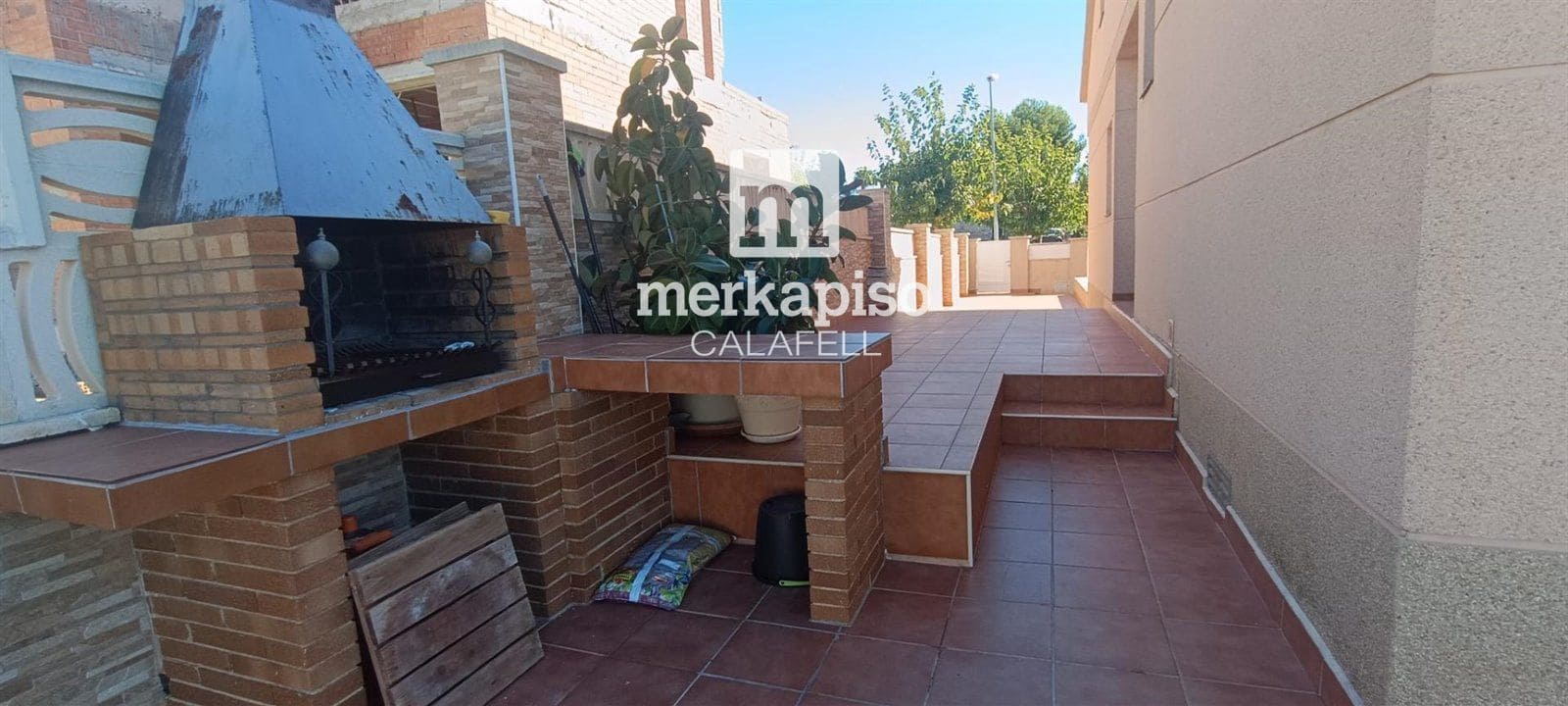 4 bedroom Villa for sale in Creixell with pool - € 425,000 (Ref: 9535285)