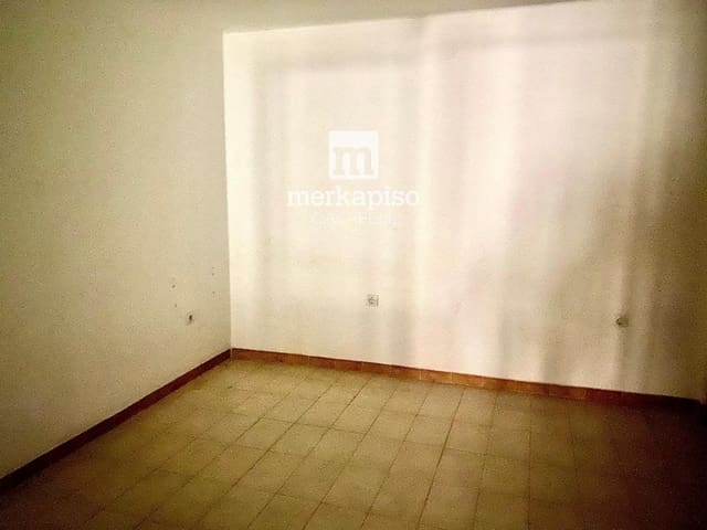 Komercyjne na sprzedaż w El Vendrell - 62 000 € (Ref: 9535289)