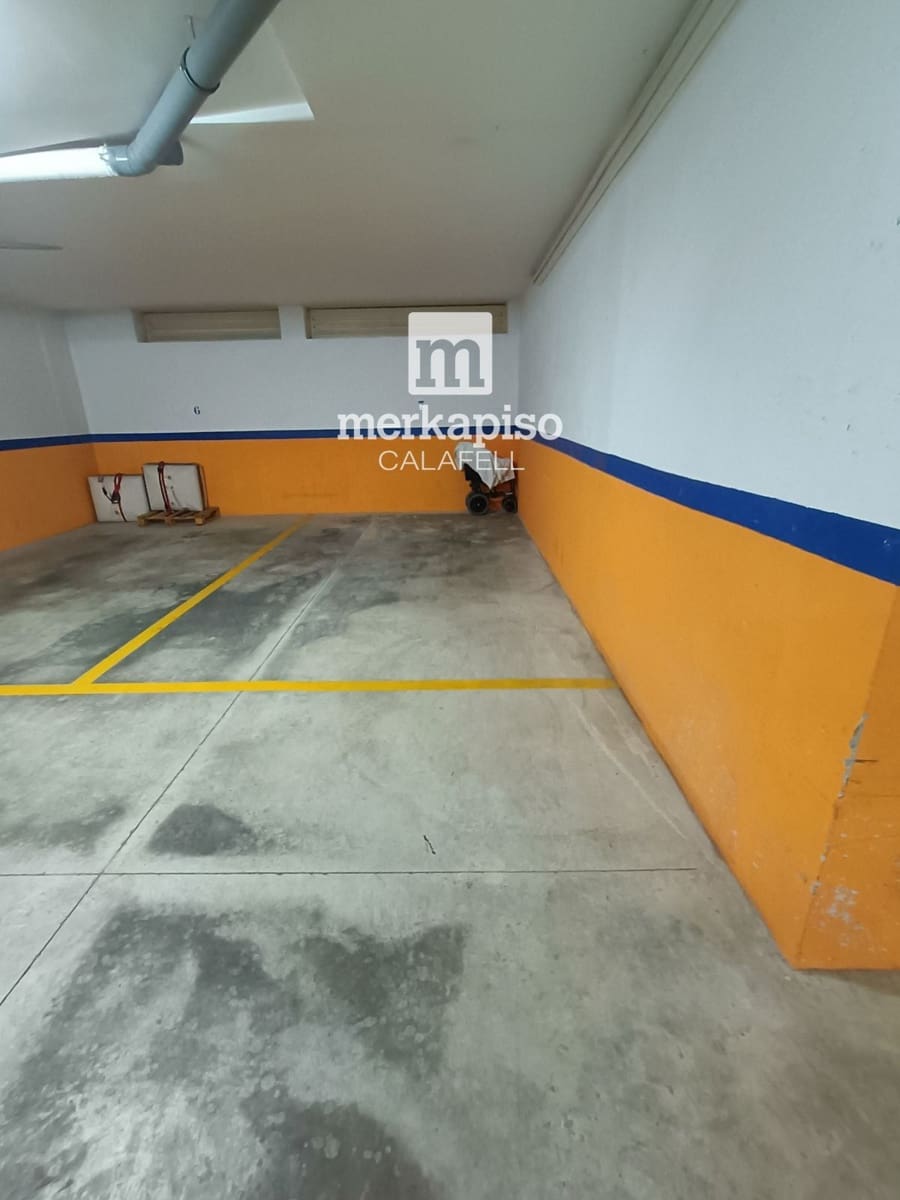 3 bedroom Penthouse for sale in Segur de Calafell with garage - € 200,000 (Ref: 9550129)