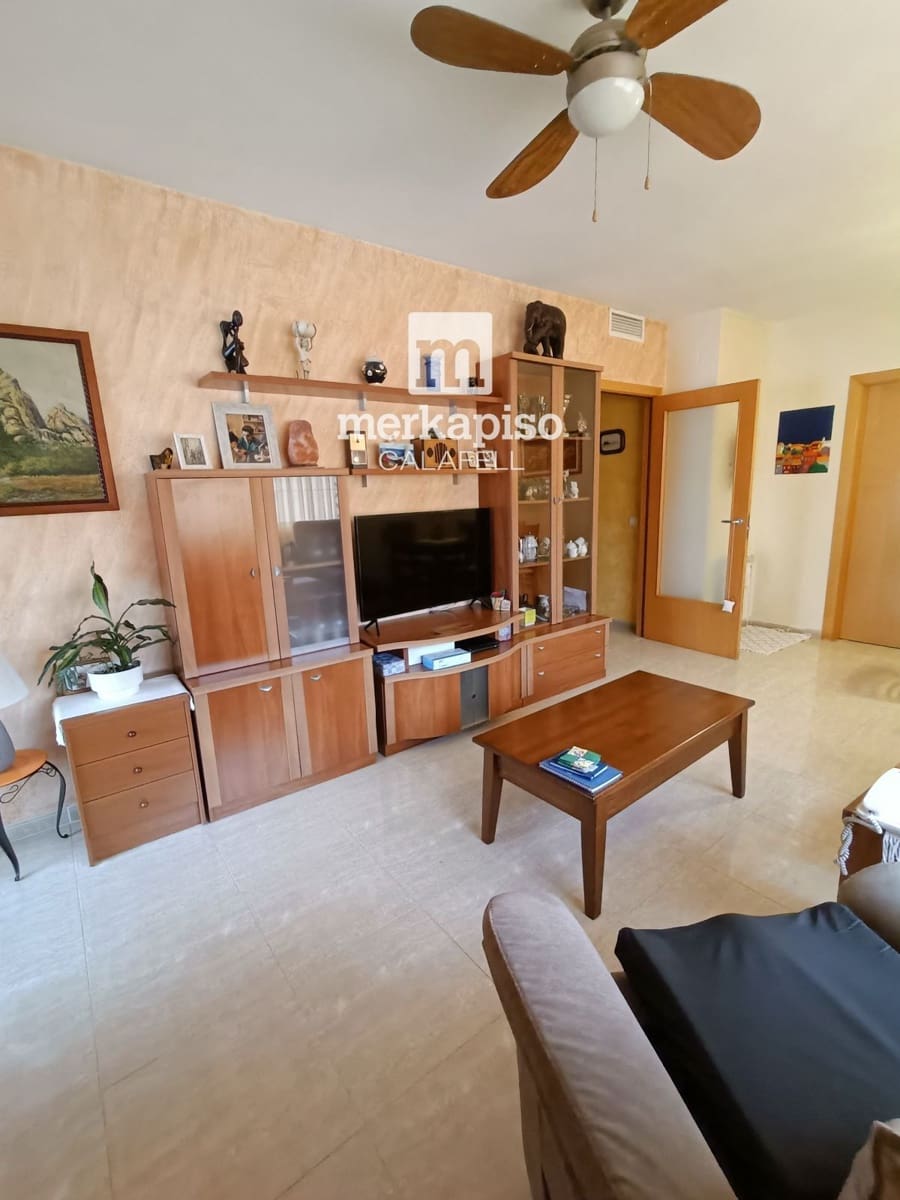 3 bedroom Penthouse for sale in Segur de Calafell with garage - € 200,000 (Ref: 9550129)