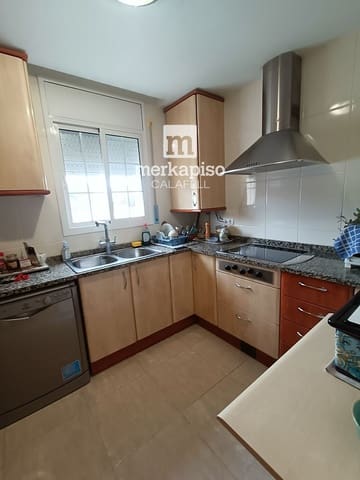 3 bedroom Penthouse for sale in Segur de Calafell, Calafell with garage - € 200,000 (Ref: 9550129)