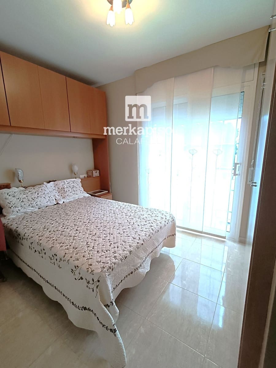 3 bedroom Penthouse for sale in Segur de Calafell with garage - € 200,000 (Ref: 9550129)