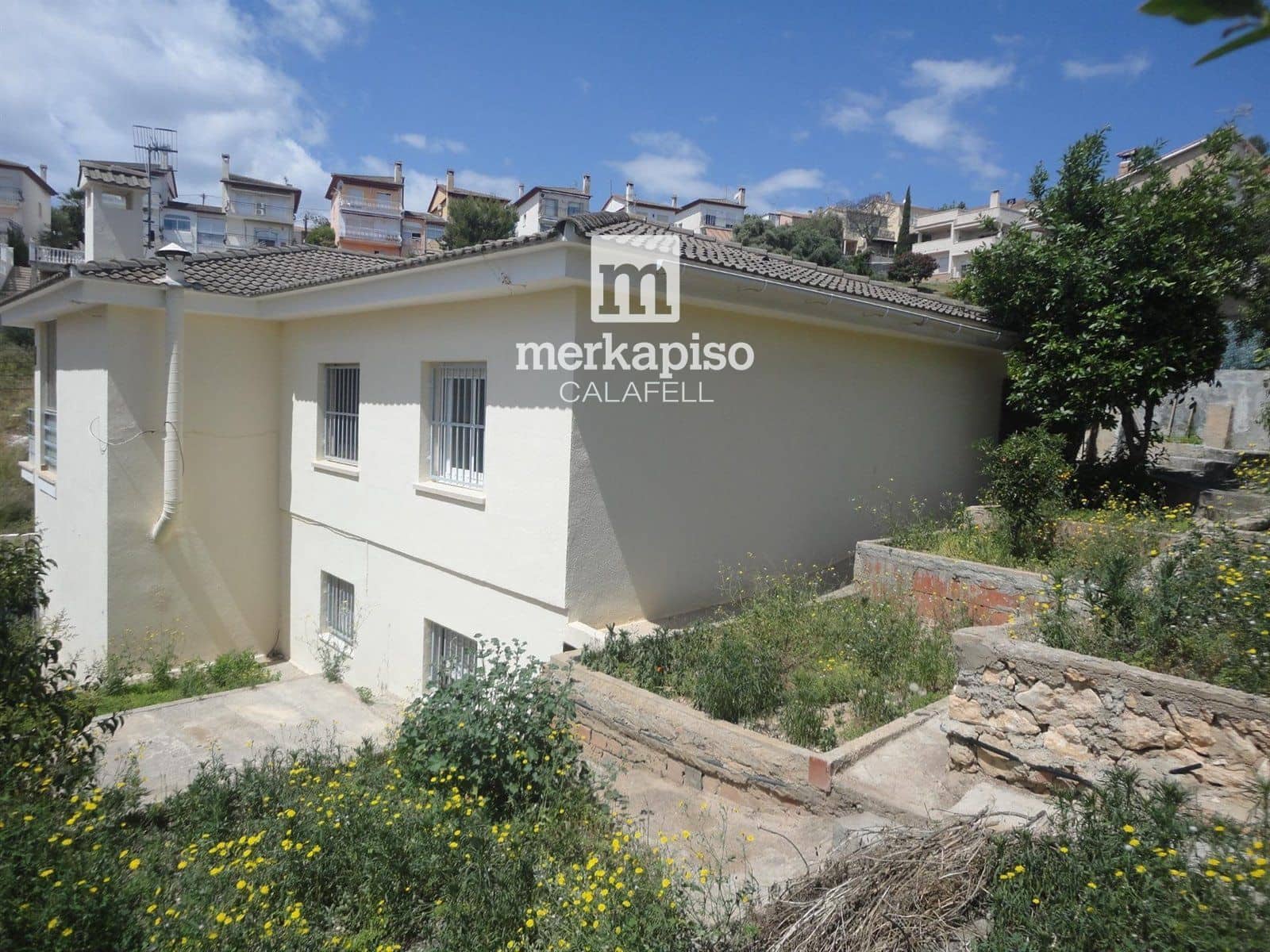 7 soveværelse Villa til salg i Segur de Calafell med garage - € 249.000 (Ref: 9550133)