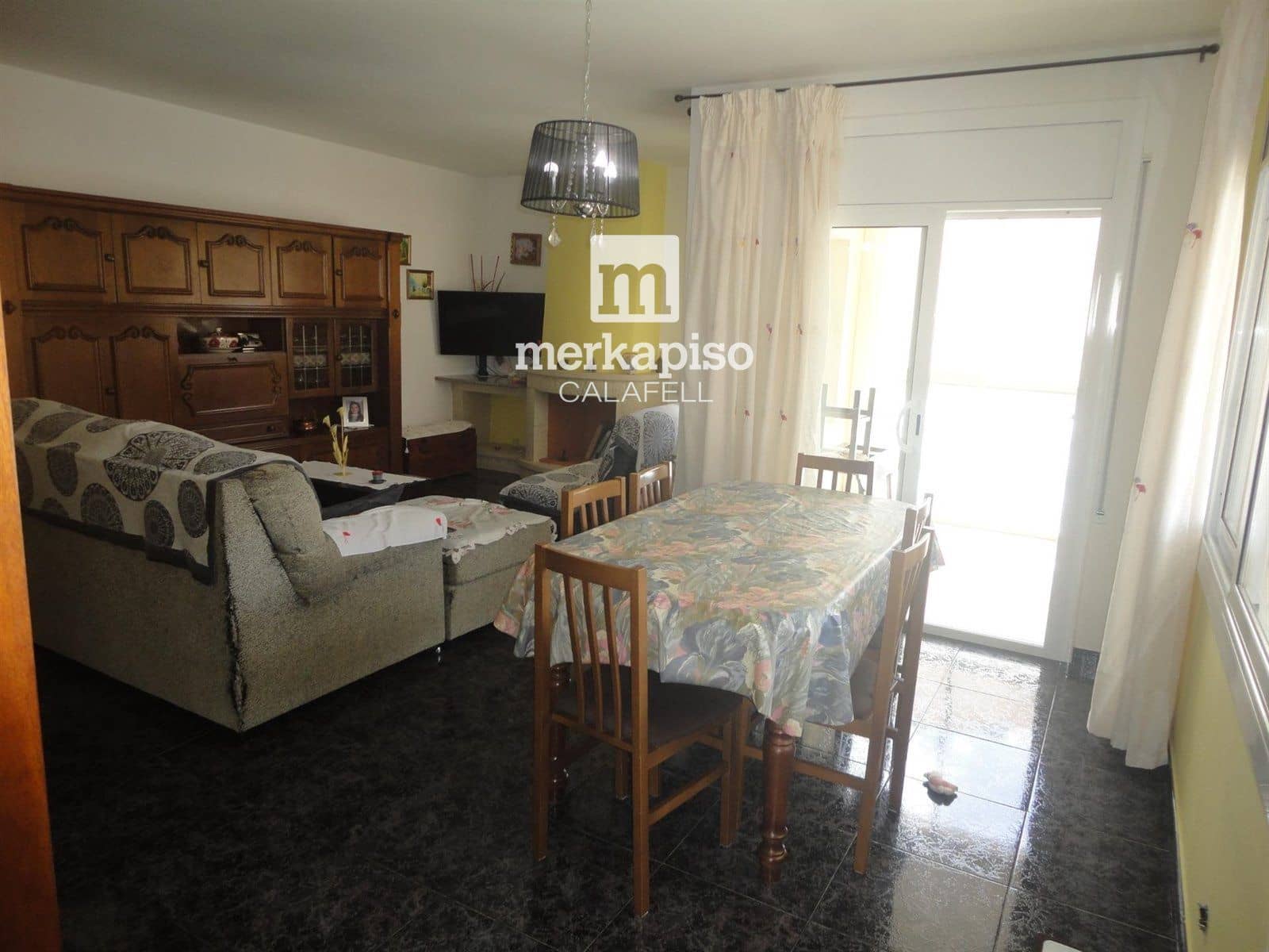 7 soveværelse Villa til salg i Segur de Calafell med garage - € 249.000 (Ref: 9550133)