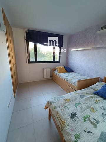 3 chambre Appartement à vendre à El Vendrell avec piscine garage - 265 000 € (Ref: 9566633)