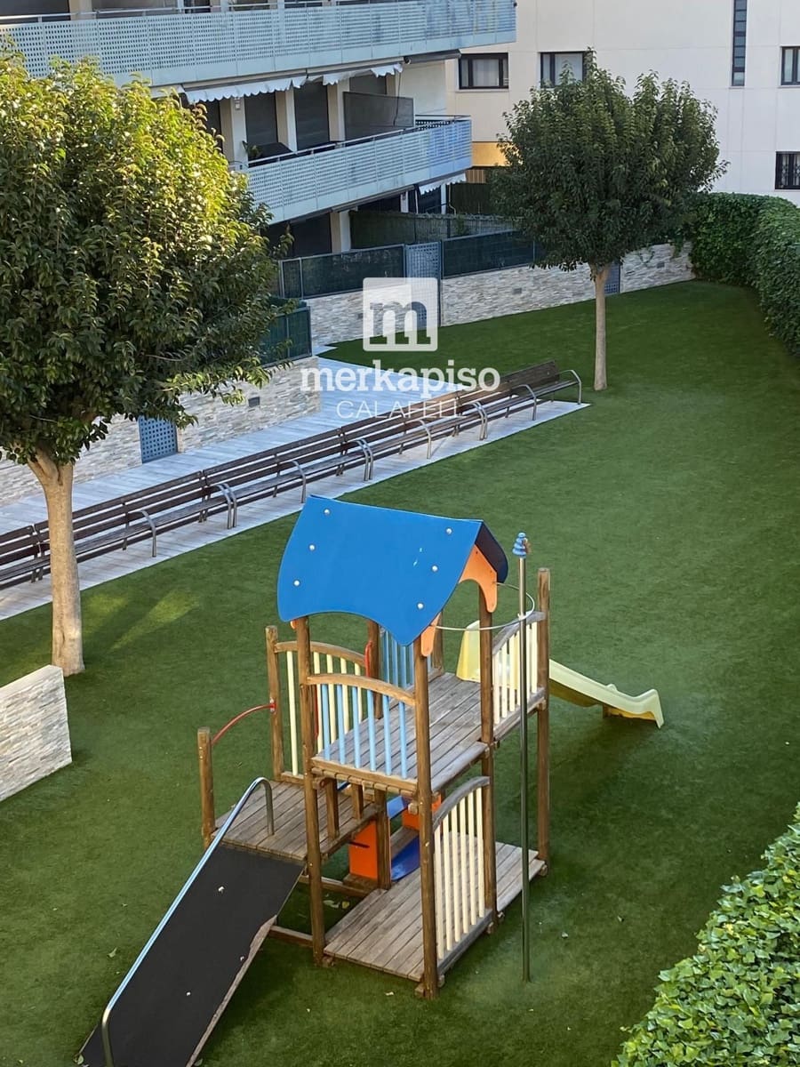 3 chambre Appartement à vendre à El Vendrell avec piscine garage - 265 000 € (Ref: 9566633)