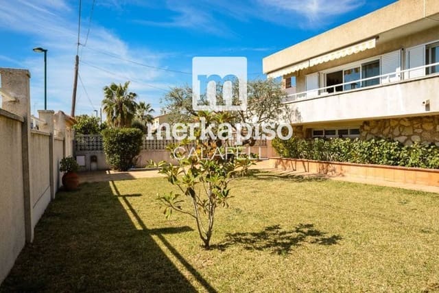 4 quarto Moradia para venda em Calafell com piscina garagem - 550 000 € (Ref: 9566637)