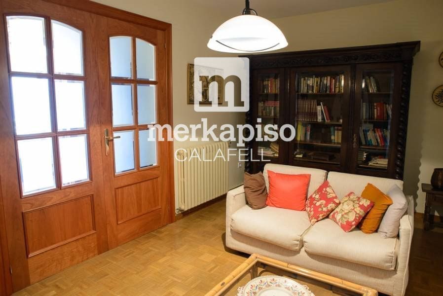 4 quarto Moradia para venda em Calafell com piscina garagem - 550 000 € (Ref: 9566637)